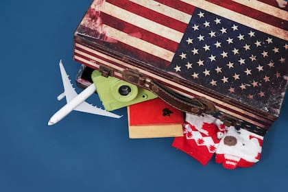 Qué documentos necesitan los titulares de green card en Texas para salir de EE.UU.