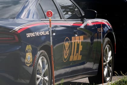 Que documentos se deben portar en caso de una redada del ICE