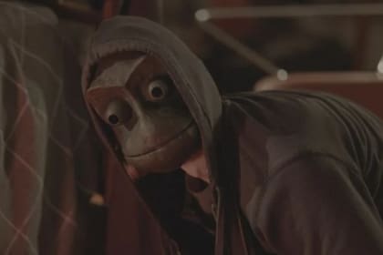 Qué es el phrogging, la peculiar práctica que aparece en la película Te veo