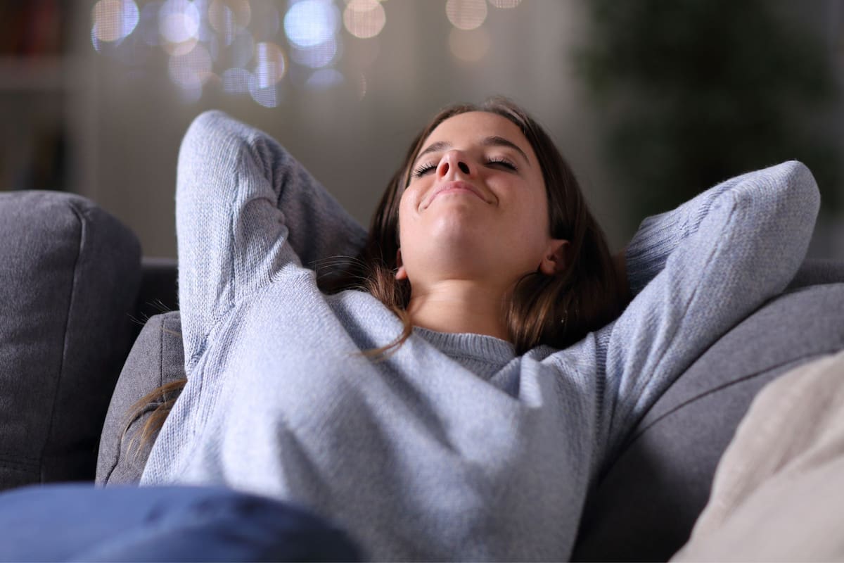 ¿Qué espacios del hogar son tu refugio de acuerdo a dónde se encuentra tu Luna en tu carta astral? Foto: Canva