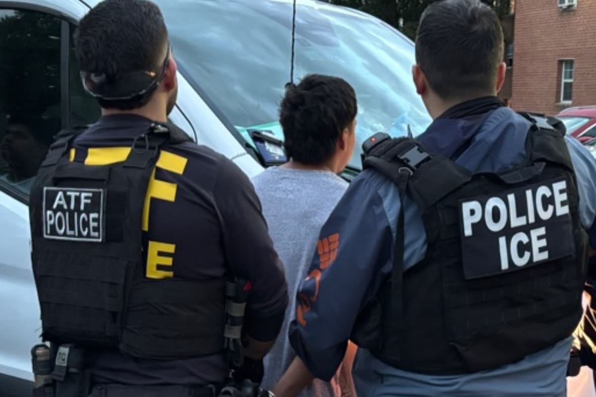 Qué hacer si el ICE entra a un lugar de trabajo, según un estudio de abogados