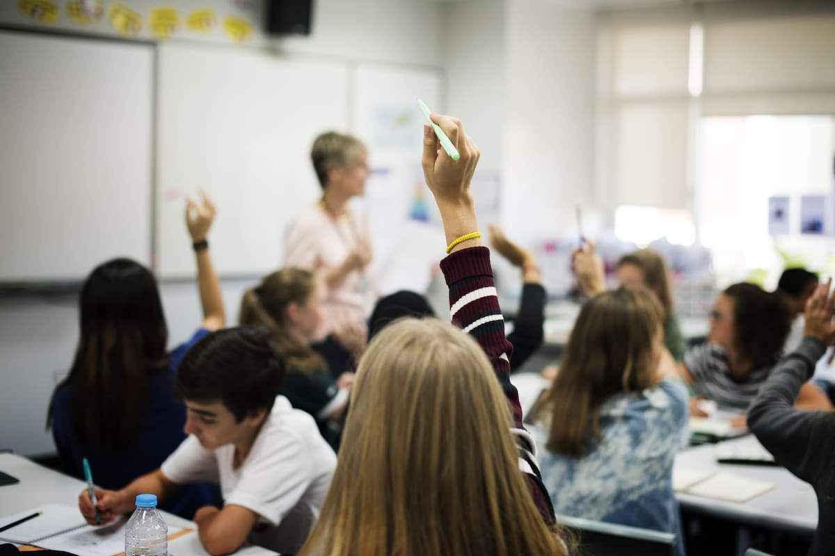 ¿Qué hago si no me gusta la maestra de mi hijo?