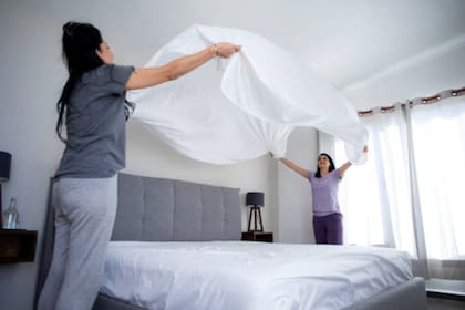 Qué hay detrás del lavado de la ropa de cama (Foto: iStock)