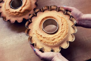 Una experta culinaria reveló qué molde es el mejor para hacer una torta como en la panadería