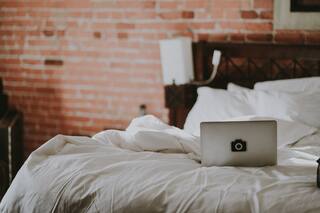 Qué es el sexting: tips para mujeres y hombres en tiempos de cuarentena