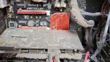 ¿Qué pasa si no limpias tu PC gamer por seis años? Reddit tiene la respuesta. | (Foto: Reddit/jbclassic6889)