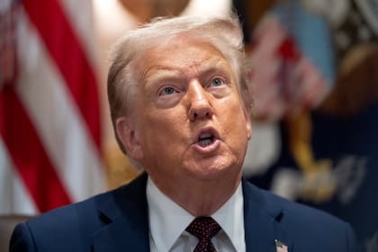 ¿Qué pasará con los aranceles de Trump luego de que un tribunal federal de apelaciones los anuló?