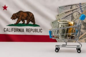 La medida ER que avanza en Los Ángeles y aumentaría el tributo en ciertas compras