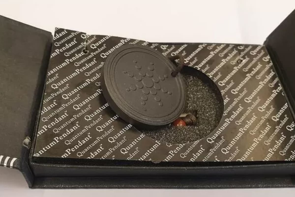 Qué son los colgantes "anti-5G"