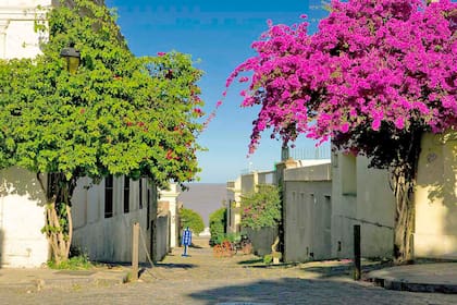 ¿Qué tal pasar el fin de semana largo de junio en el país vecino? Beneficios de Club LA NACION para incentivar el salto.