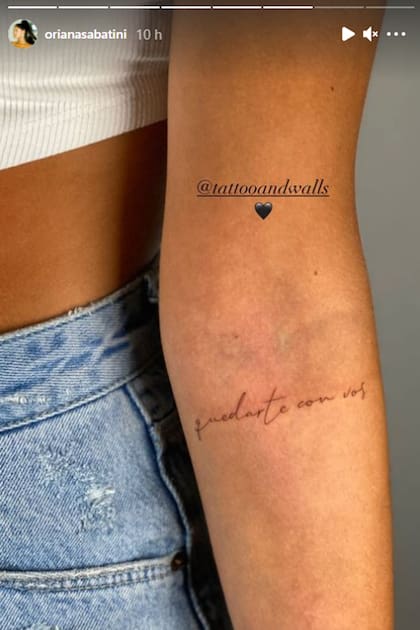 "Quedarte con vos": Oriana Sabatini se tatuó una significativa frase motivacional