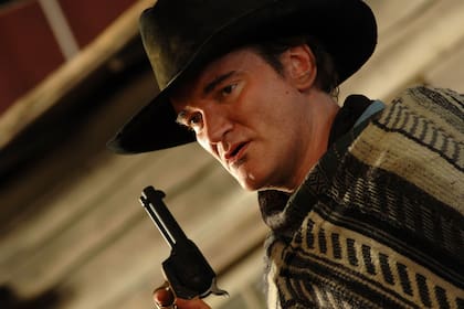 Quentin Tarantino en Sukiyaki Western Django (2007), homenaje japonés al spaghetti western