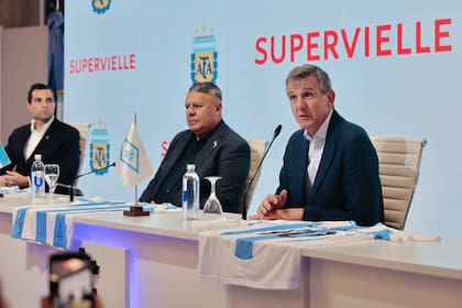 “Queremos que sientan el orgullo y la confianza de pertenecer a Supervielle, como sentimos todos cuando juega la Selección. Ese es el espíritu que nos une”, sostuvo el CEO de Supervielle, Gustavo “Paco” Manriquez