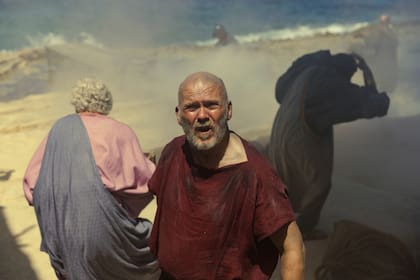 “Queríamos devolverle la vida a Pompeya. Por eso escaneamos en 3D el sitio arqueológico y reconstruimos algunas de sus calles y edificios en Malta para restaurarlos tal como se veían hace casi 2000 años”, explica el productor ejecutivo