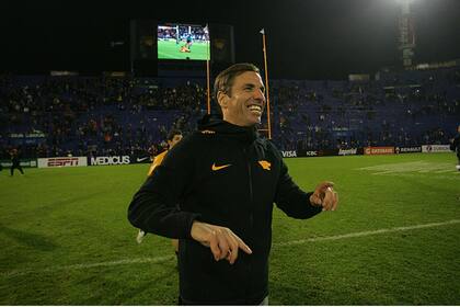Quesada sonríe tras uno de los numerosos triunfos de Jaguares en Vélez este año.