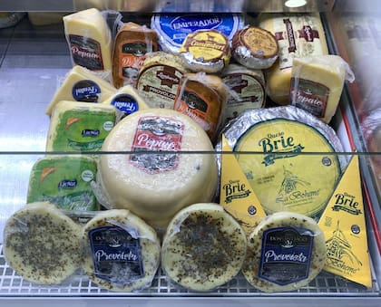 Queseros cordobeses enviaron una muestra al mercado vietnamita.