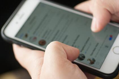 Quien dice mentiras tiende a desviar rápidamente la atención del tema