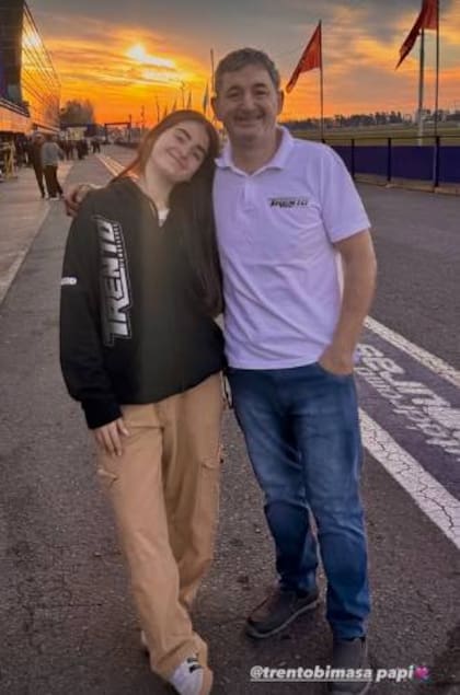 Quién era la joven de 21 años que murió tras impactar de lleno contra el frente de un local en Quilmes.