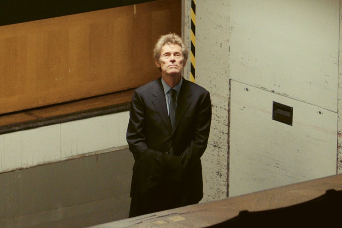 Quién es el director argentino que estrena en Venecia un film con Willem Dafoe como protagonista