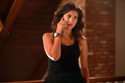 Quién es Stephanie Beatriz, la argentina que brilla en la sitcom Brooklyn Nine-Nine