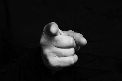 “¿Quién fue?”, se titulaba una de las obras con las que Graciela Sacco participó el año pasado de Bienalsur, en cuatro ciudades de la Argentina, Brasil y Ecuador