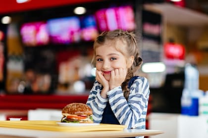 ¿Quién puede resistirse a una hamburguesa generosa?