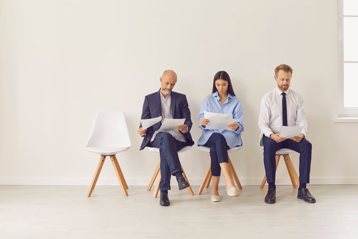 Quienes se desempeñen en esas áreas tendrán la oportunidad de obtener salarios medios anuales más altos. (Canva)