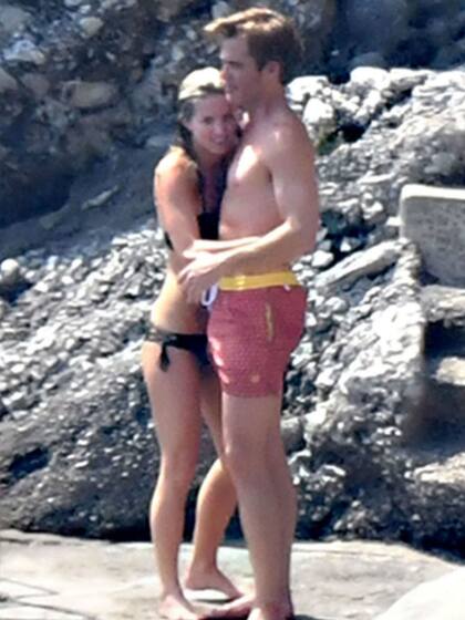 Quienes también se muestran inseparables son los actores Chris Pine y Annabelle Wallis, aprovechando unas jornadas de vacaciones