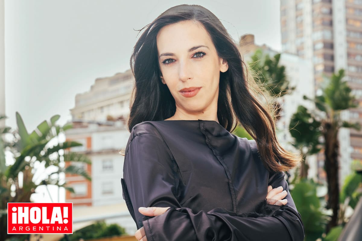 “Quiero que mis hijos me acompañen en cada proceso
creativo en el que trabajo. Para mí, fue clave ver a mis papás tan apasionados por lo que hacían”, dice ella a ¡HOLA! Argentina.