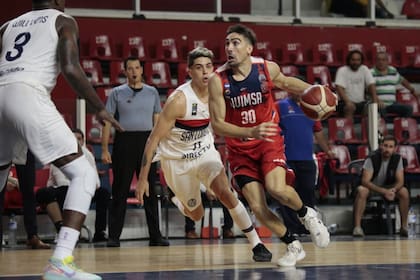 Quimsa, de Santiago del Estero, ante San Lorenzo, dos de los equipos fuertes para una posible definición de la Liga Nacional