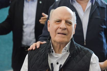 Quino, emocionado, tras recibir la máxima distinción en su tierra natal.