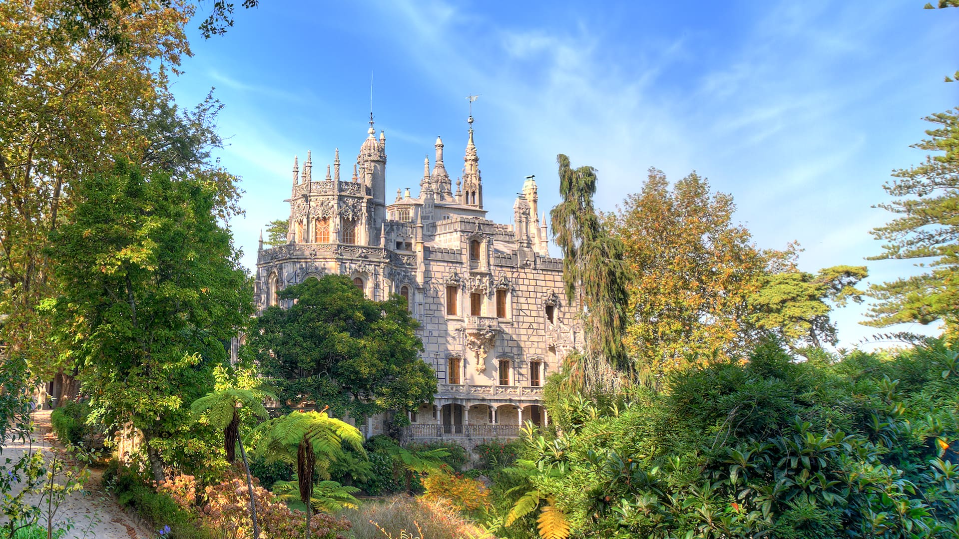 El palacio es propiedad del Ayuntamiento de Sintra desde 1997.