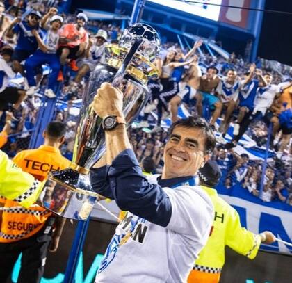 Quinteros fue campeón con Vélez hace cuatro meses