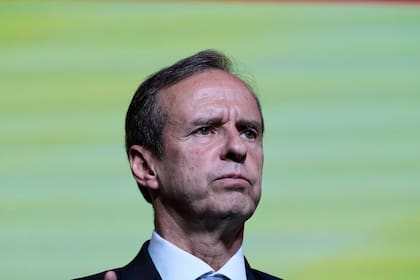 Quiroga ofrece no obstaculizar a Paz para que aplique su plan anticrisis en Bolivia