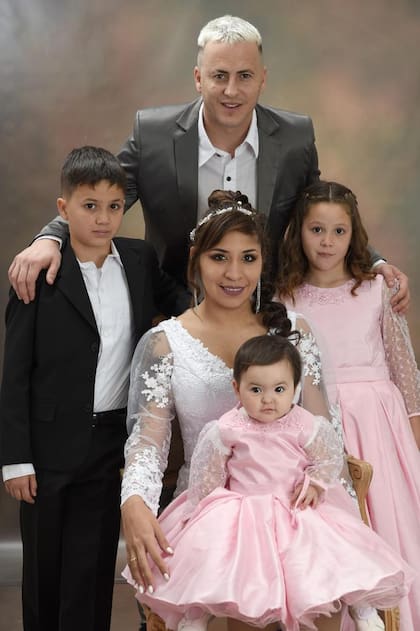 Quiroz, Etchepare, Alma y los hijos de él