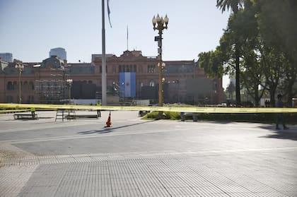Quitaron las rejas de Plaza de Mayo