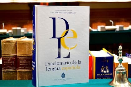 La nueva edición del Diccionario de la Lengua Española incorpora unas 1100 palabras