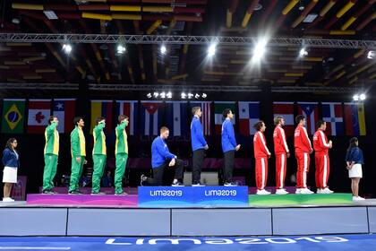Race Imboden, el esgrimista estadounidense que se arrodilló durante el himno de su país en protesta