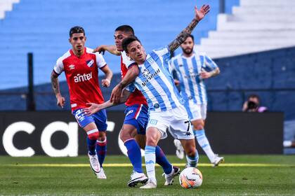 RAcing Club frente a Nacional de Montevideo