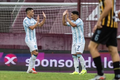 Racing cumplió ante Santamarina de Tandil y avanzó a la segunda ronda de la Copa Argentina 2025