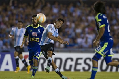 Racing no pudo y cayó ante Cristal