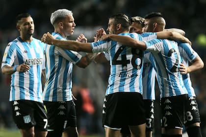 Racing, uno de los líderes tras la primera jornada de la Liga Profesional