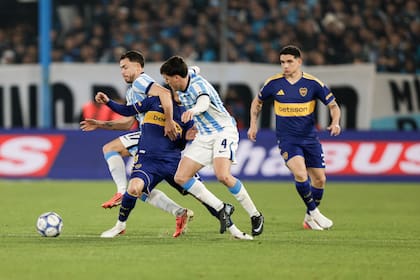 Racing y Boca no se guardan nada en el Cilindro, en un clásico entretenido, abierto y con los dos equipos buscando el arco rival