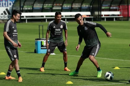 Rafa Márquez usa indumentaria diferente