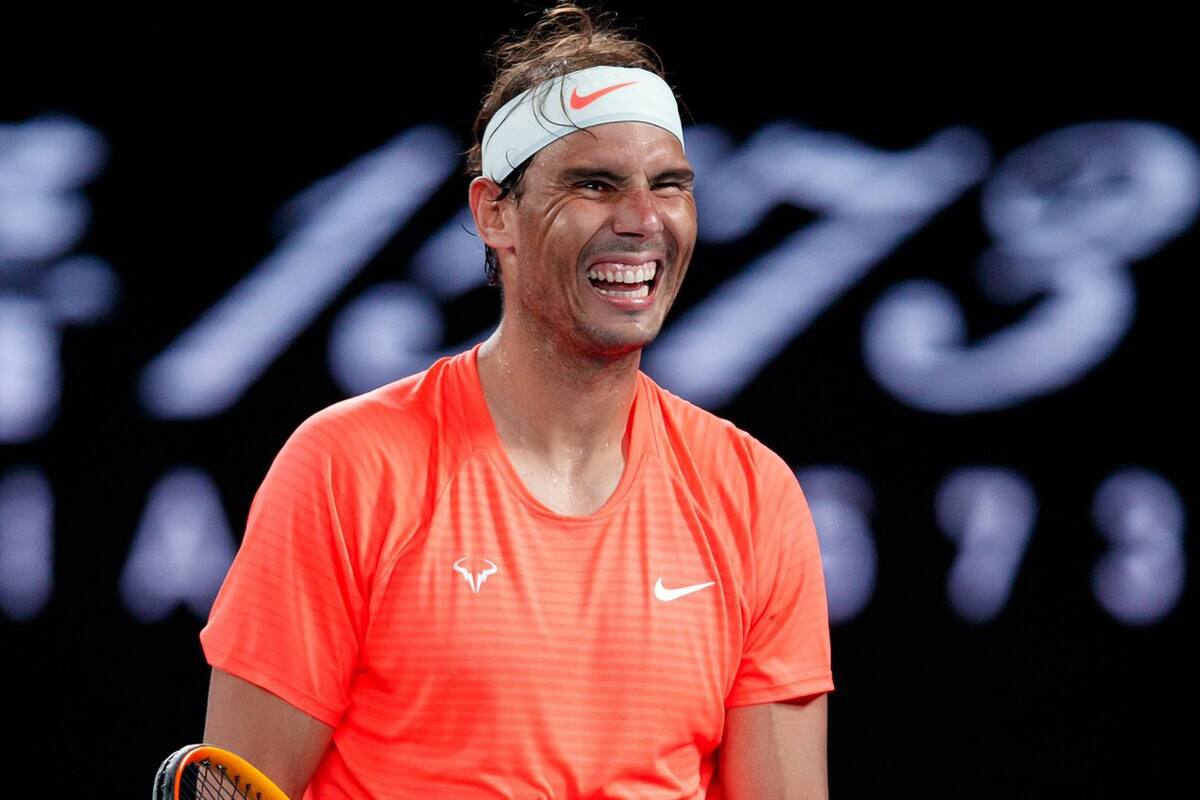 Rafa, que aún no cedió ni un set en Australia, enfrentará en cuartos de final al griego Tsitsipas