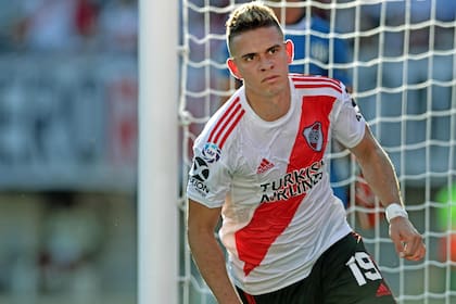 Rafael Borré, el goleador de River en la Superliga