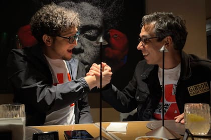 Rafael Marroquim y Chico Kertesz, del joven equipo de campaña de Lula
