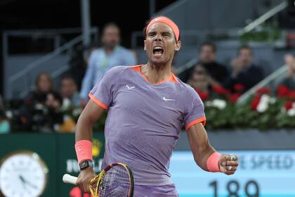 Rafael Nadal se enfrenta este lunes con Pedro Cachin, por un lugar en los octavos de final del Madrid Open