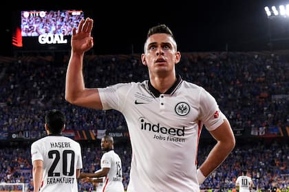 Rafael Santos Borré anotó para Frankfurt en la final de la Europa League ante Rangers