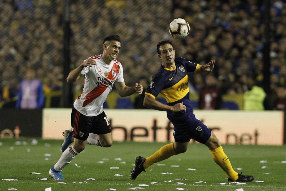 Rafael Santos Borré y Carlos Izquierdoz, protagonistas de varios cruces entre River y Boca